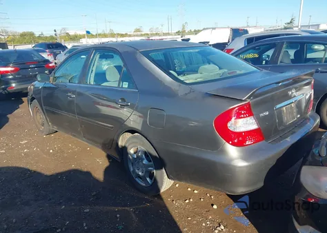 2003 Toyota Camry Le z USA, uszkodzony, nr VIN 4T1BE32K23U782482